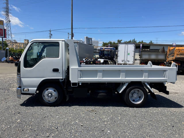 いすゞエルフダンプ小型（2t・3t）[写真05]