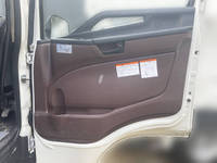 日野レンジャーセルフクレーン4段中型（4t）[写真30]