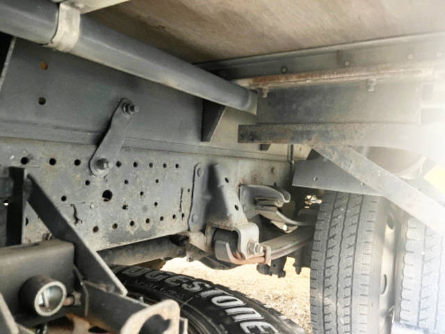 いすゞエルフアルミバン小型（2t・3t）[写真19]