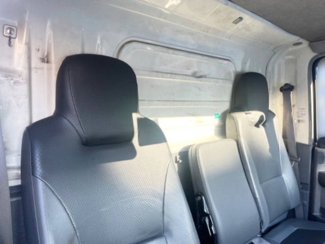 いすゞエルフアルミバン小型（2t・3t）[写真25]