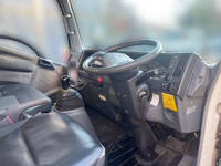 いすゞエルフアルミバン小型（2t・3t）[写真27]