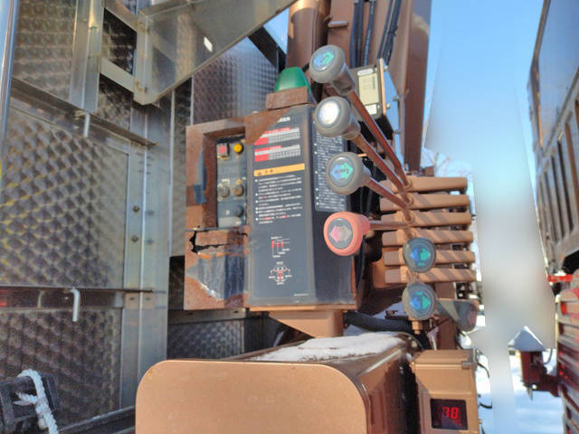 日野プロフィアクレーン4段大型（10t）[写真13]