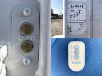 三菱ふそうキャンター平ボディ小型（2t・3t）[写真11]