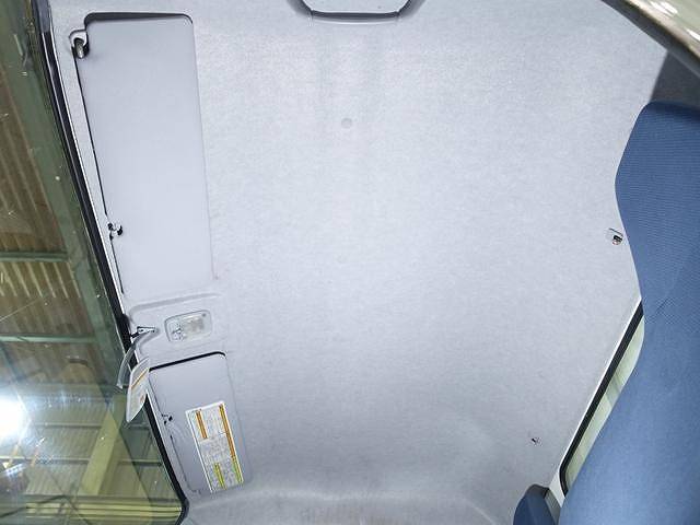 日産アトラス幌ウイング小型（2t・3t）[写真36]