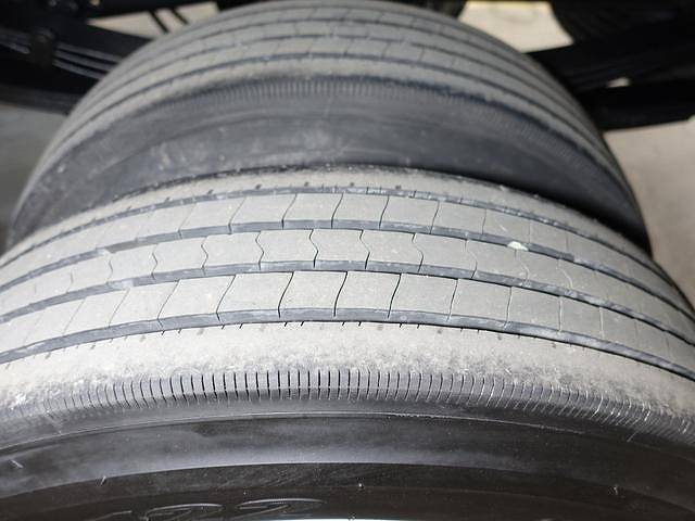 日産アトラス幌ウイング小型（2t・3t）[写真39]