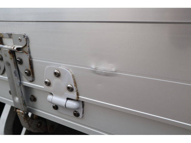 日野デュトロアルミウイング小型（2t・3t）[写真31]