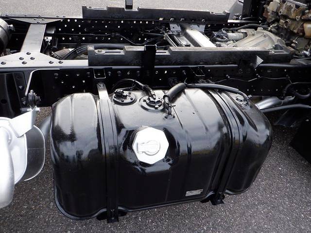 いすゞエルフ深ダンプ（土砂禁ダンプ）小型（2t・3t）[写真13]