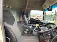 日野プロフィアセルフローダー大型（10t）[写真16]