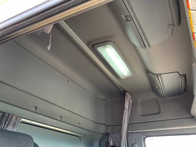 日野プロフィアセルフローダー大型（10t）[写真20]