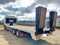 日野プロフィアセルフローダー大型（10t）[写真02]