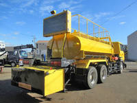 UDトラックスその他の車種散水車大型（10t）[写真02]