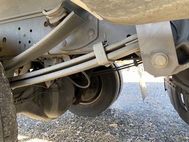 いすゞエルフ冷凍車（冷蔵車）小型（2t・3t）[写真21]