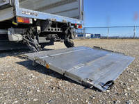 いすゞエルフ冷凍車（冷蔵車）小型（2t・3t）[写真09]