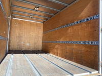 三菱ふそうキャンターアルミバン小型（2t・3t）[写真13]