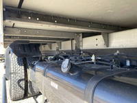 三菱ふそうキャンターアルミバン小型（2t・3t）[写真23]