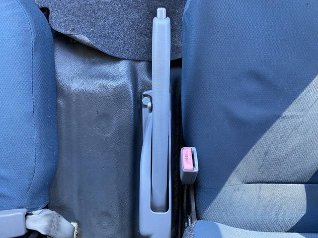 三菱ふそうキャンターアルミバン小型（2t・3t）[写真37]