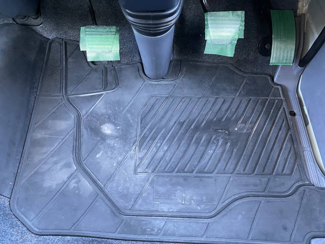 三菱ふそうキャンターアルミバン小型（2t・3t）[写真38]