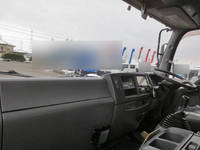 いすゞフォワードアルミバン中型（4t）[写真12]