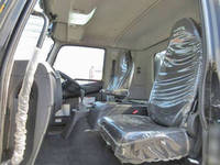 三菱ふそうファイターコンテナ専用車増トン（6t・8t）[写真14]