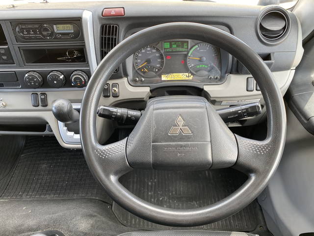 三菱ふそうキャンター冷凍車（冷蔵車）小型（2t・3t）[写真32]