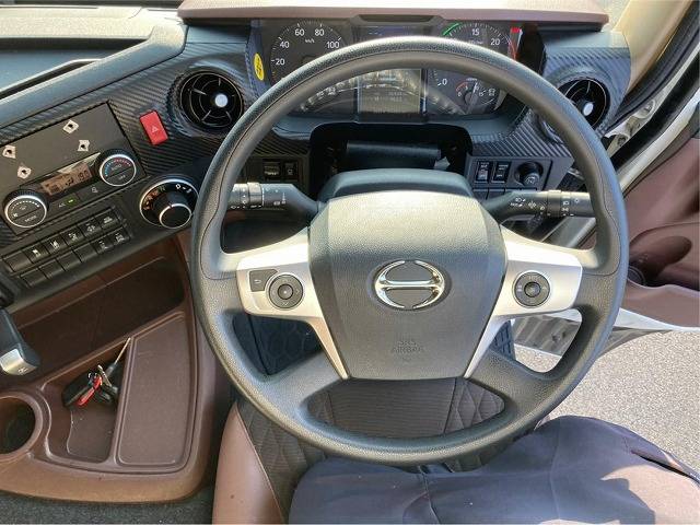 日野プロフィアアルミウイング大型（10t）[写真13]