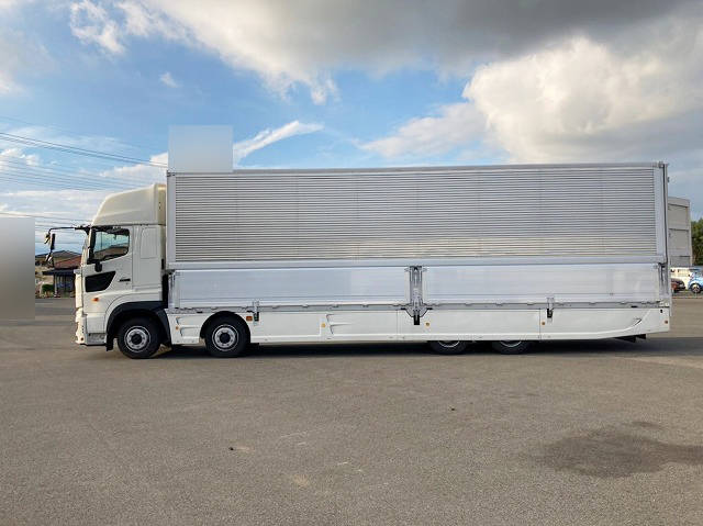 日野プロフィアアルミウイング大型（10t）[写真06]