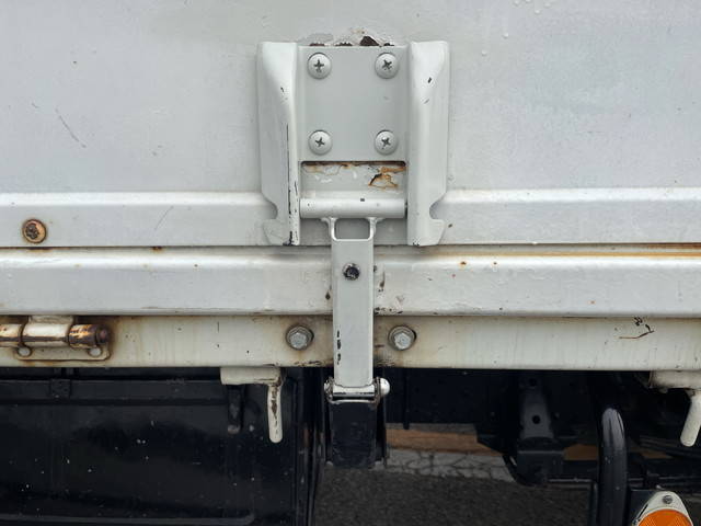 いすゞエルフ平ボディ小型（2t・3t）[写真16]