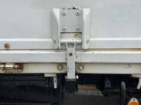 いすゞエルフ平ボディ小型（2t・3t）[写真16]