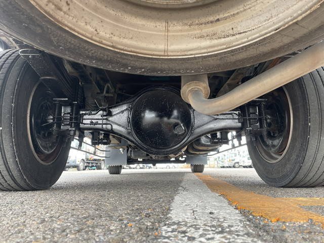 いすゞエルフ平ボディ小型（2t・3t）[写真21]