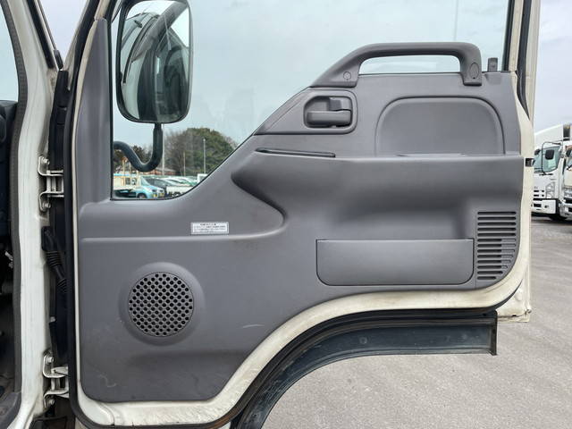 いすゞエルフ平ボディ小型（2t・3t）[写真25]