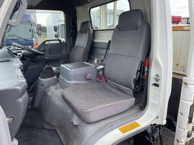 いすゞエルフ平ボディ小型（2t・3t）[写真26]