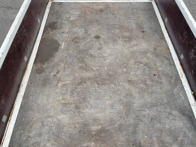 トヨタダイナ平ボディ小型（2t・3t）[写真14]