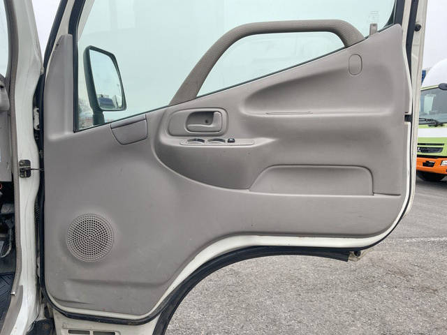 トヨタダイナ平ボディ小型（2t・3t）[写真27]