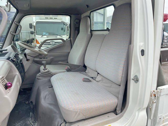 トヨタダイナ平ボディ小型（2t・3t）[写真29]