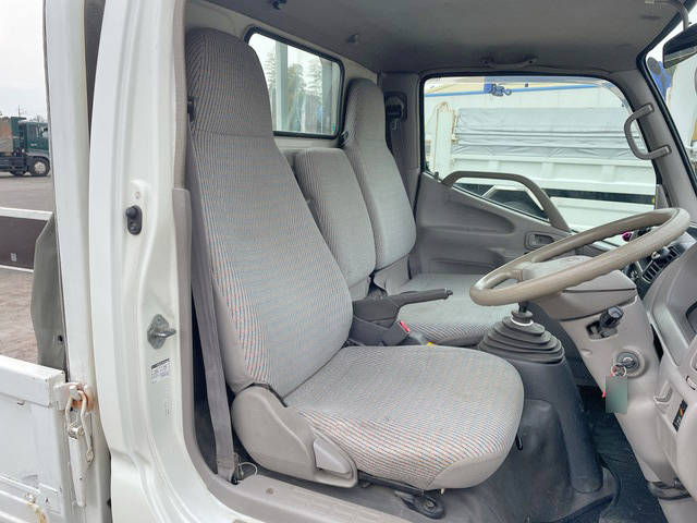 トヨタダイナ平ボディ小型（2t・3t）[写真31]