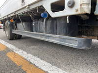 いすゞエルフ平ボディ小型（2t・3t）[写真16]