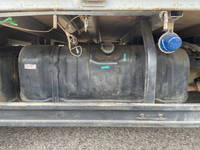 いすゞエルフ平ボディ小型（2t・3t）[写真18]