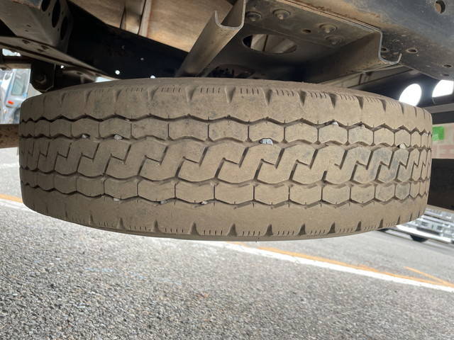 いすゞエルフ平ボディ小型（2t・3t）[写真19]