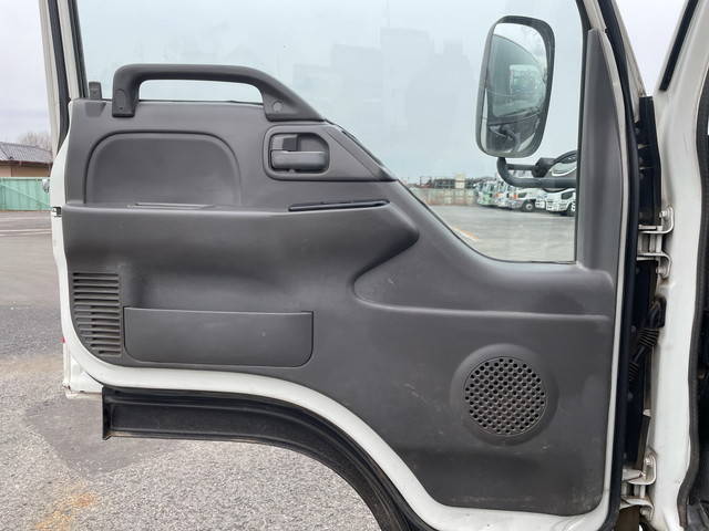 いすゞエルフ平ボディ小型（2t・3t）[写真23]