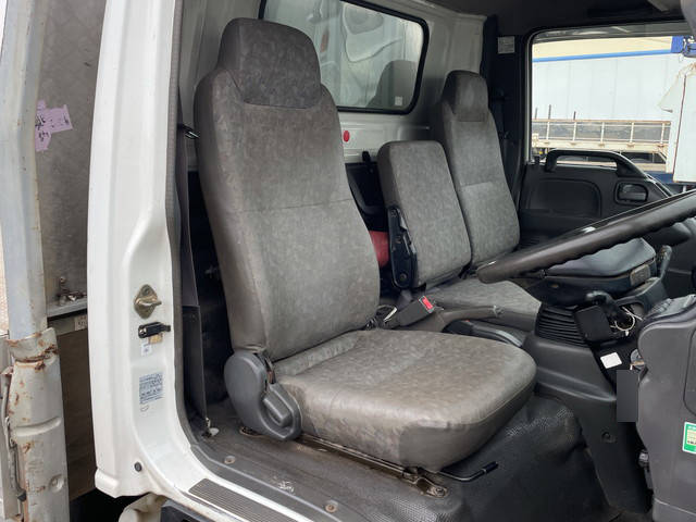 いすゞエルフ平ボディ小型（2t・3t）[写真26]