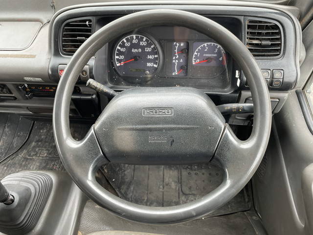 いすゞエルフ平ボディ小型（2t・3t）[写真30]