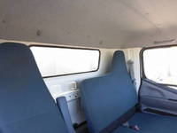 三菱ふそうキャンターアルミウイング小型（2t・3t）[写真13]