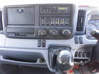 三菱ふそうキャンターアルミウイング小型（2t・3t）[写真15]