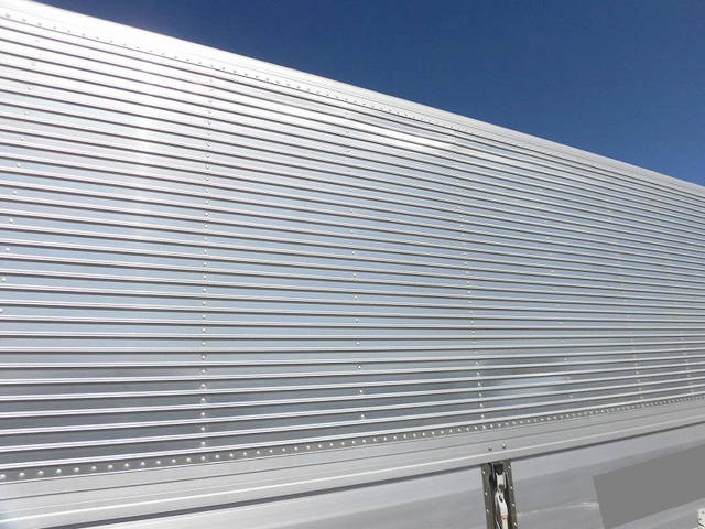 三菱ふそうキャンターアルミウイング小型（2t・3t）[写真26]