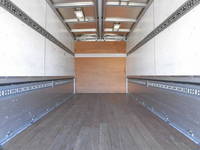 三菱ふそうキャンターアルミウイング小型（2t・3t）[写真05]