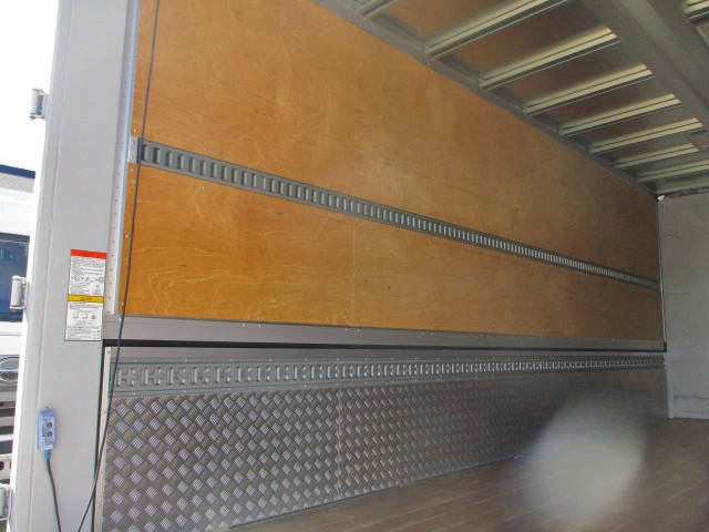 日野レンジャーアルミウイング中型（4t）[写真15]