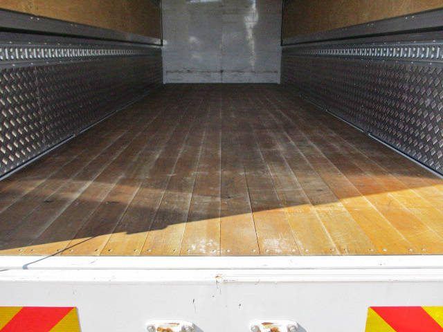 日野レンジャーアルミウイング中型（4t）[写真16]