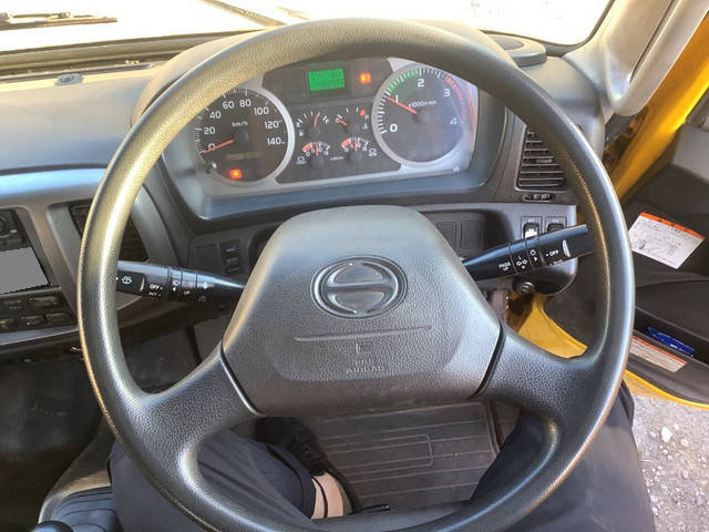 日野レンジャー高圧洗浄車中型（4t）[写真33]