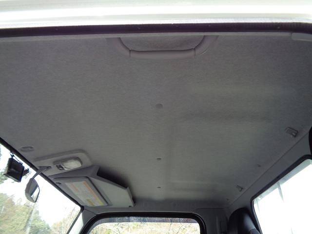 三菱ふそうキャンター平ボディ小型（2t・3t）[写真27]