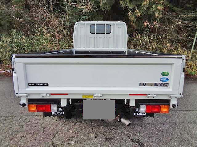 三菱ふそうキャンター平ボディ小型（2t・3t）[写真07]